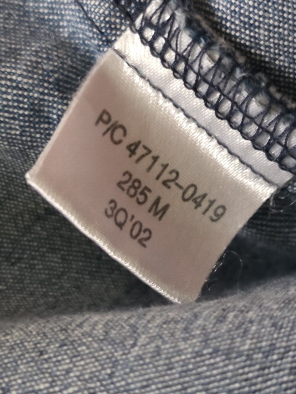 Levi's Blue Denim Button-Down Shirt - Picture 15 of 15